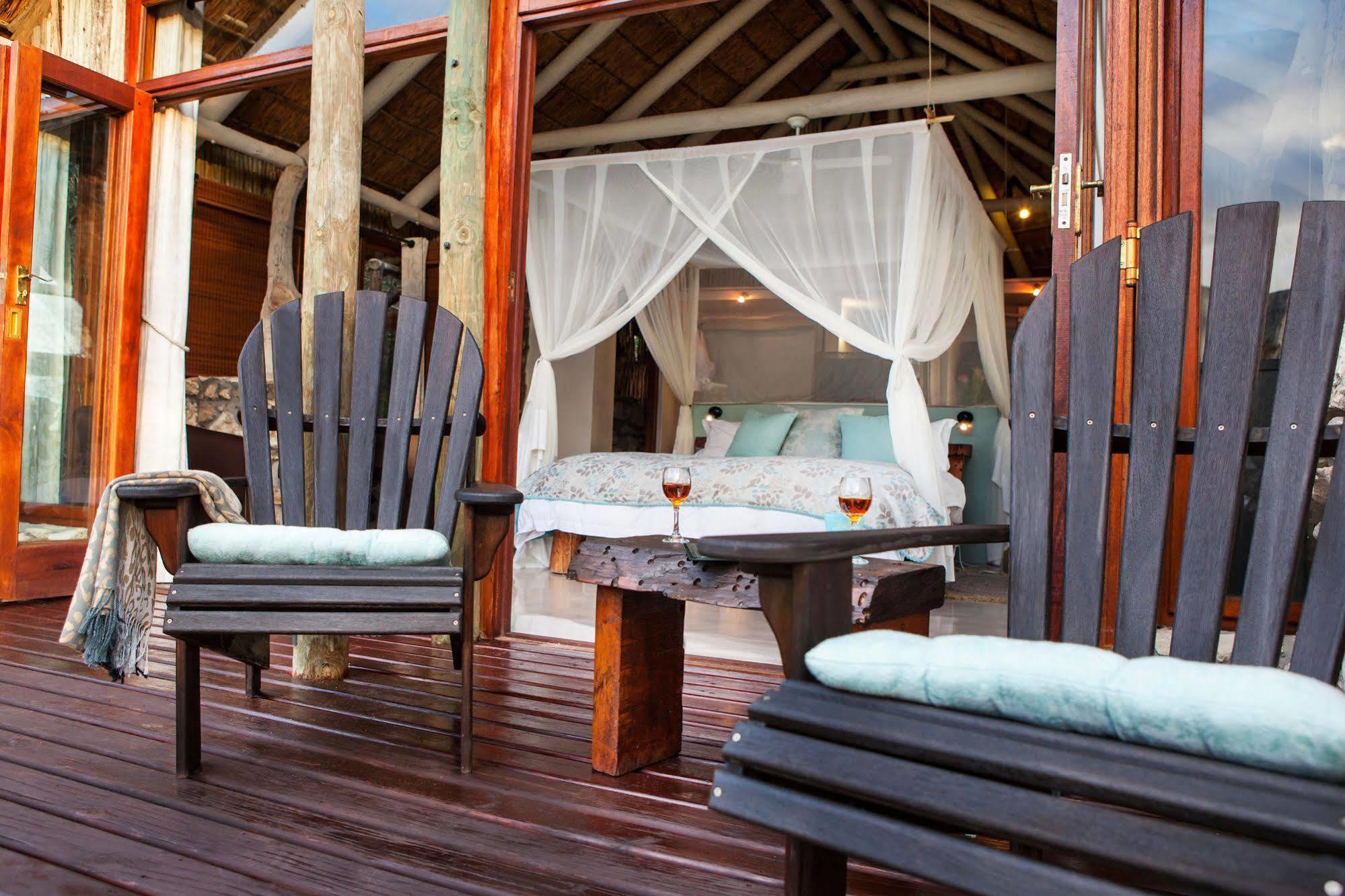 Mosaic Lagoon Lodge Станфорд Экстерьер фото